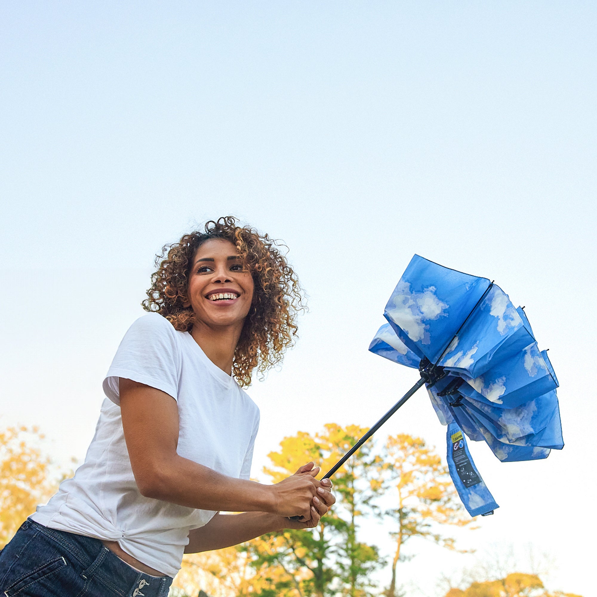 Folding Reverse-Close Umbrella with Wind Protection