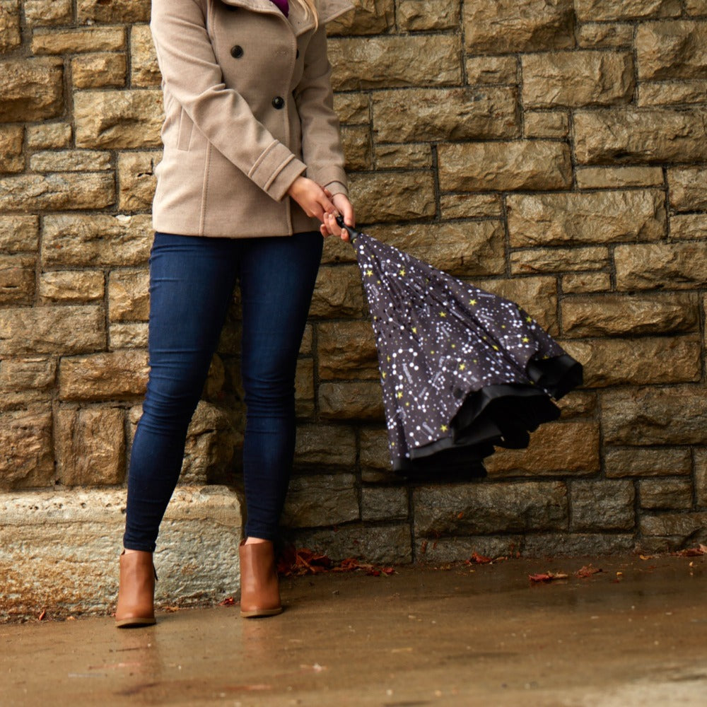 Stick Reverse-Close Umbrella with Under-Canopy Print